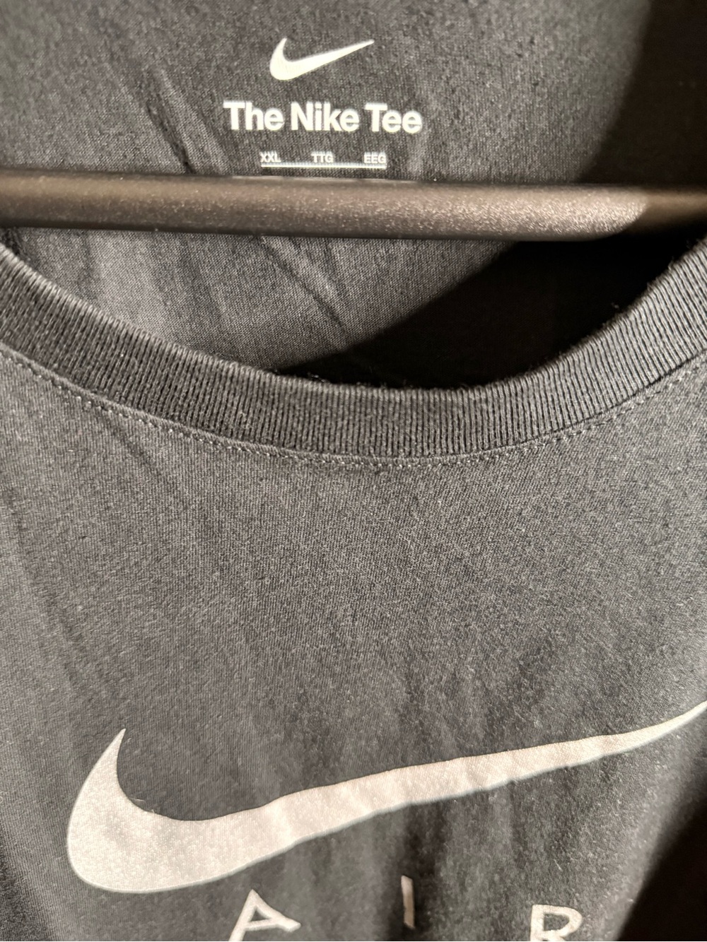 Beautiful Nike Air Men's Black Graphic
T-Shirt!!! - Picture 2 of 7